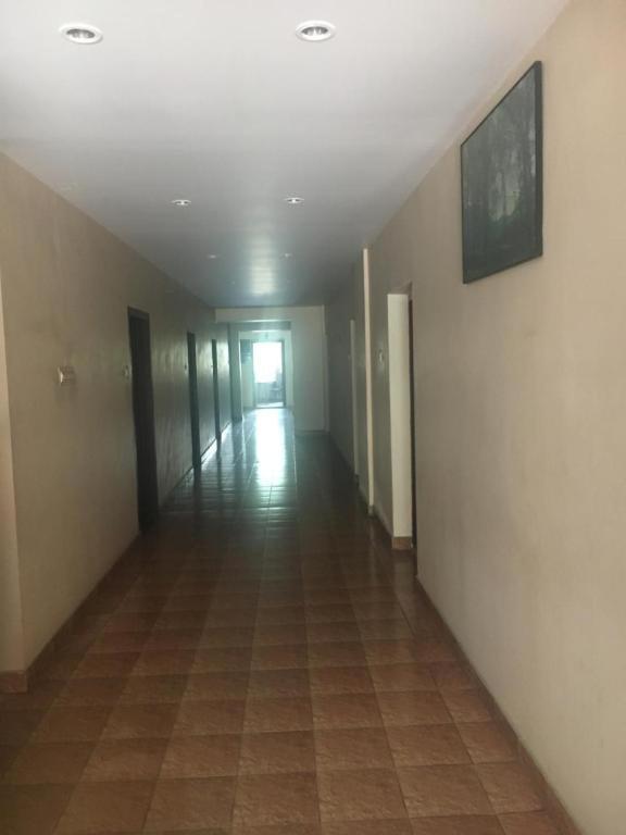 ホテル Anupam Residency Kochi エクステリア 写真